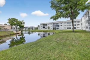 8100 Sunrise Lakes Blvd 303, Sunrise, FL 33322 - MLS#F10523877