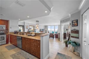 1147 Hillsboro Mile 904, Hillsboro Beach, FL 33062 - MLS#F10523929