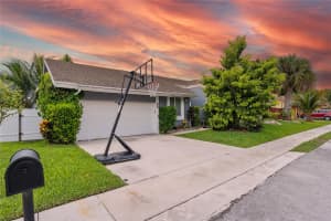 8810 NW Paradise Ct, Tamarac, FL 33321 Sold 11/18/25
