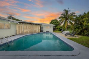 8405 NW 38th St, Coral Springs, FL 33065 Sold 12/11/25