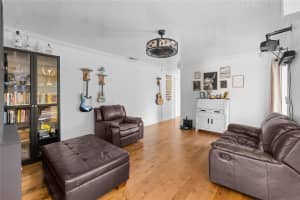 8405 NW 38th St, Coral Springs, FL 33065 Sold 12/11/25