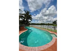 1989 NW 169th Ave, Pembroke Pines, FL 33028 - MLS#F10523994