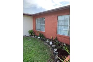 423 NE Willows Ave, Port Saint Lucie, FL 34952 - MLS#F10523995