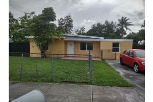 128 Miami Gardens Road, West Park, FL 33023 - MLS#F10524027