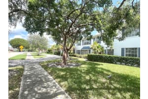 6750 NE 21 Road 121, Fort Lauderdale, FL 33308 - MLS#F10524034