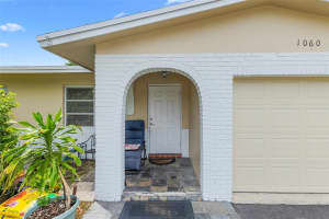 1060 NW 49th Ct, Deerfield Beach, FL 33064 - MLS#F10524037