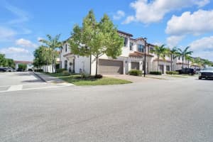 2030 Oysterwood Ln, Riviera Beach, FL 33410 - MLS#F10524041