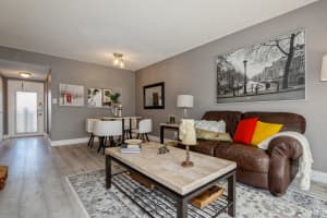 9181 Sunrise Lakes Blvd 306, Sunrise, FL 33322 Sold 12/23/25