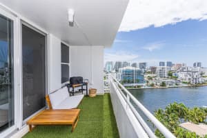 888 Intracoastal Dr 14g Fort Lauderdale, FL 33304 - Off Market