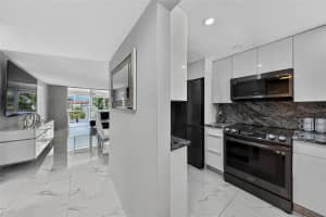 2931 Sunrise Lakes Dr 201, Sunrise, FL 33322 - MLS#F10524076