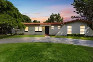 10231 SW 27th St, Miami, FL 33165 Sold 10/09/25