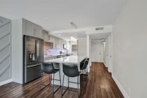 9460 Tangerine Pl 3rd Floor, Davie, FL 33324 - MLS#F10524120