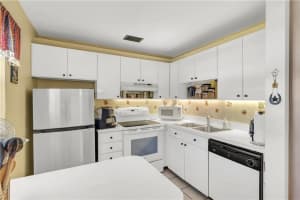 35 Pine Arbor Ln 202, Vero Beach, FL 32962 - MLS#F10524125