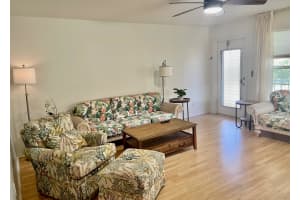 35 Pine Arbor Ln 202, Vero Beach, FL 32962 - MLS#F10524125
