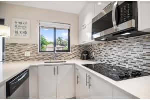 320 NE 15th Ave 3, Fort Lauderdale, FL 33301 - MLS#F10524148