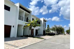 4380 NW 8th Ct, Plantation, FL 33317 - MLS#F10524149
