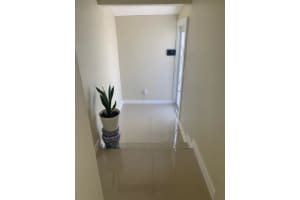 MLS# F10524156, Hollywood, Florida 33023