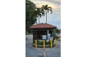 6361 N Falls Circle Drive 207, Lauderhill, Fl 33319, Lauderhill