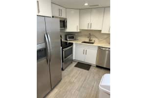 467 Capri J 467, Delray Beach, FL 33484 Sold 12/09/25