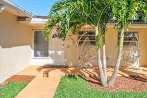 440 N Rainbow Dr, Hollywood, FL 33021 - MLS#F10524183