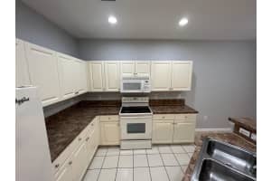 2018 Freeport Ln, Riviera Beach, FL 33404 - MLS#F10524186