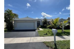 4020 Sw 72nd Way, Davie