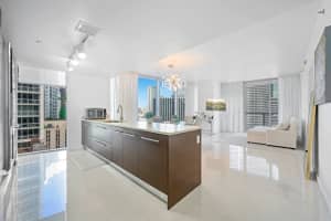 475 Brickell Ave 1815, Miami, FL 33131 - MLS#F10524207