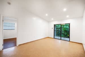 927 NE 199 Street 202, Miami, FL 33179 - MLS#F10524225