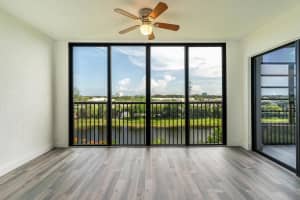 2200 S Cypress Bend Dr 604, Pompano Beach, FL 33069 - MLS#F10524266