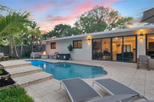 2748 NW 9th Ln, Wilton Manors, FL 33311 - MLS#F10524279