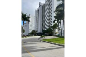 14951 Royal Oaks Ln 808, North Miami, FL 33181 - MLS#F10524282