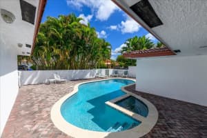 200 SE 11th St, Pompano Beach, FL 33060 - MLS#F10524284