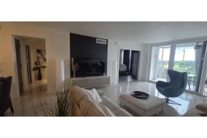 2671 S Course Dr, Pompano Beach, FL 33069 - MLS#F10524340