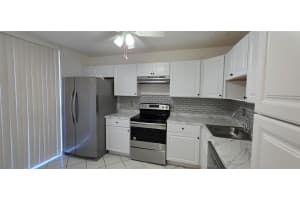 1381 Sussex Dr, North Lauderdale, FL 33068 - MLS#F10524341