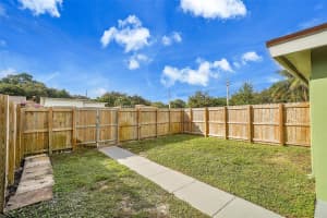 513 SW 15th St, Fort Lauderdale, FL 33315 - MLS#F10524370