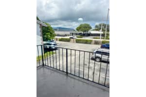 104 SE 10th St, Deerfield Beach, FL 33441 - MLS#F10524377