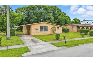 3470 NW 4th St, Lauderhill, FL 33311 - MLS#F10524379