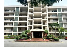2850 N Palm Aire Drive 207, Pompano Beach, FL 33069 - MLS#F10524421