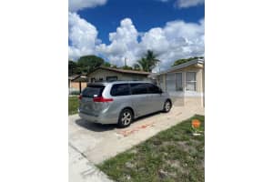 3041 NW 3rd St, Pompano Beach, FL 33069 - MLS#F10524444
