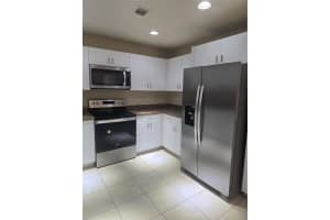 2324 NW 14th St, Fort Lauderdale, FL 33311 - MLS#F10524472