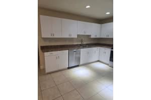 2324 NW 14th St, Fort Lauderdale, FL 33311 - MLS#F10524472