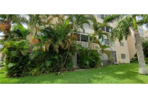 218 NE 12th Ave 108, Hallandale Beach, FL 33009 - MLS#F10524508