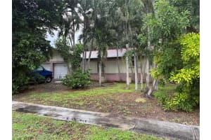 2109 Pinehurst Drive, West Palm Beach, FL 33407 - MLS#F10524510