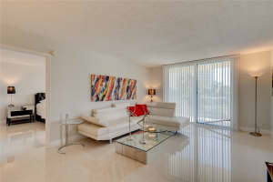 2000 S Ocean Blvd 2L, Lauderdale By The Sea, FL 33062 - MLS#F10524520
