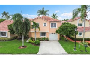 1046 SE 6th Ave, Dania Beach, FL 33004 - MLS#F10524526