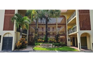 917 NE 16th Ave #6, Fort Lauderdale, FL 33304 - MLS#F10524533