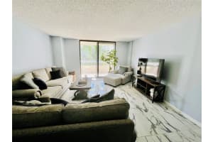 2500 Parkview Drive, Hallandale Beach, FL 33009 - MLS#F10524566