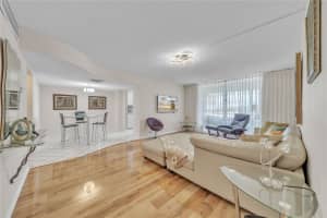 100 Golden Isles Dr 611, Hallandale Beach, FL 33009 - MLS#F10524646