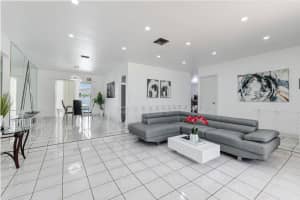 5400 W Park Rd, Hollywood