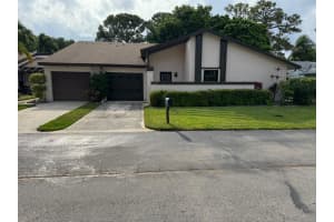 6134 Elsinore Cir N/A, Greenacres, FL 33463 Sold 11/07/25